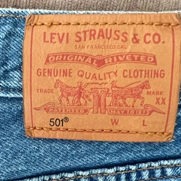 LEVI’S 501 High Waisted Drawstring Shorts - Picture 4 of 7